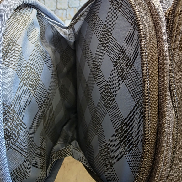 Travelpro Slate Green Carryon Underseat Bah - Picture 4 of 16